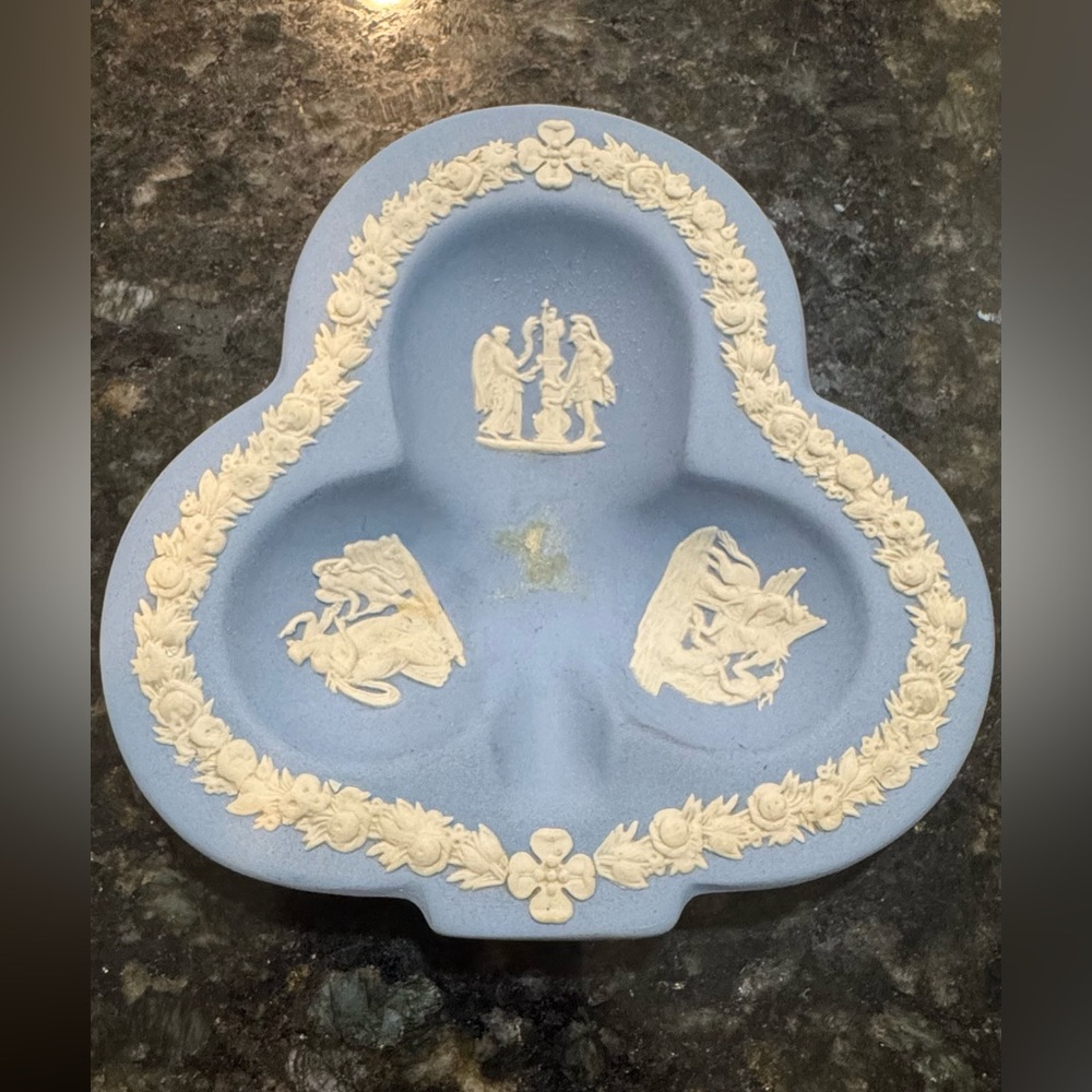 Wedgwood Gray and Cream Decorative Piece